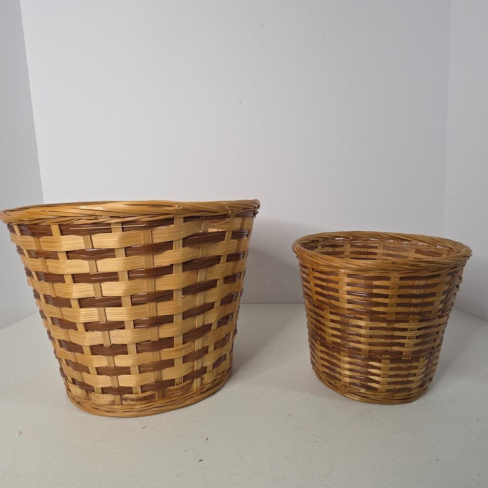 Vintage Woven Splint Wood Planter Baskets Lot of 2 Two Tone Brown Round Nesting